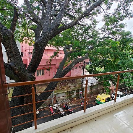 Sampada Homestay Bangalore Extérieur photo