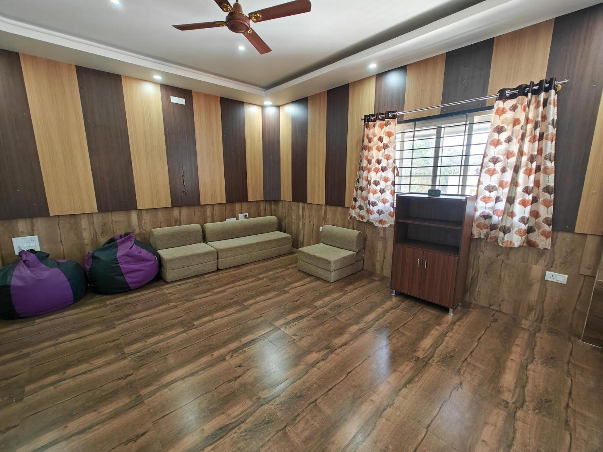 Sampada Homestay Bangalore Extérieur photo