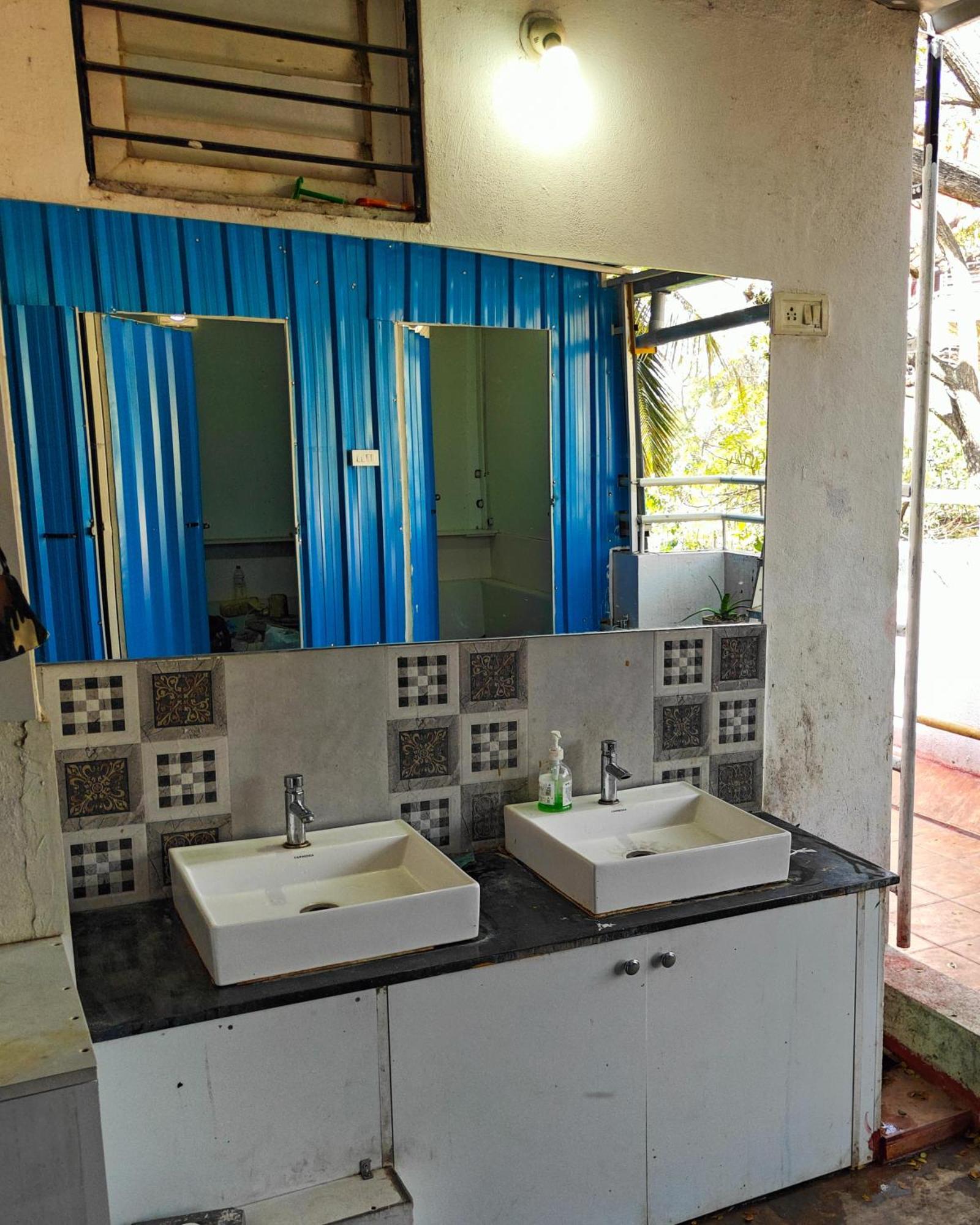 Sampada Homestay Bangalore Extérieur photo