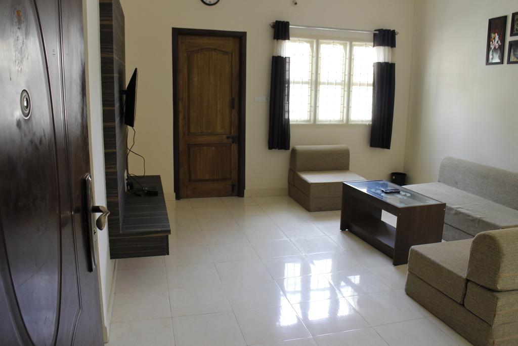 Sampada Homestay Bangalore Extérieur photo